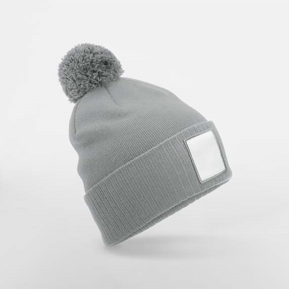 Appliqu? patch pom beanie